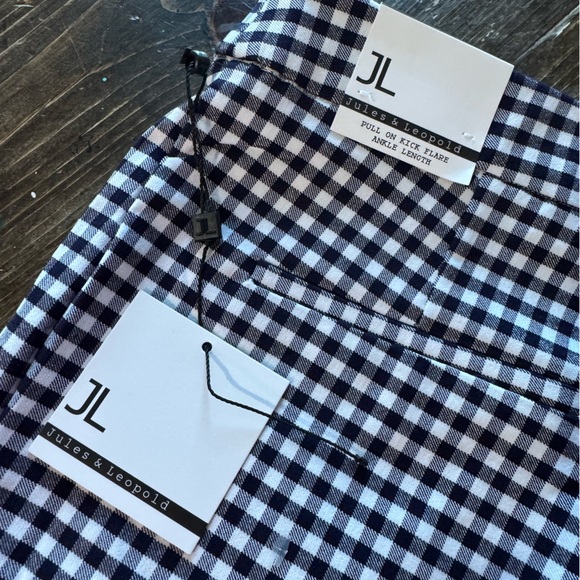 JULES& LEOPOLD Black& White Checkered Pants- pull on kick flare fun& flattering - Picture 3 of 9